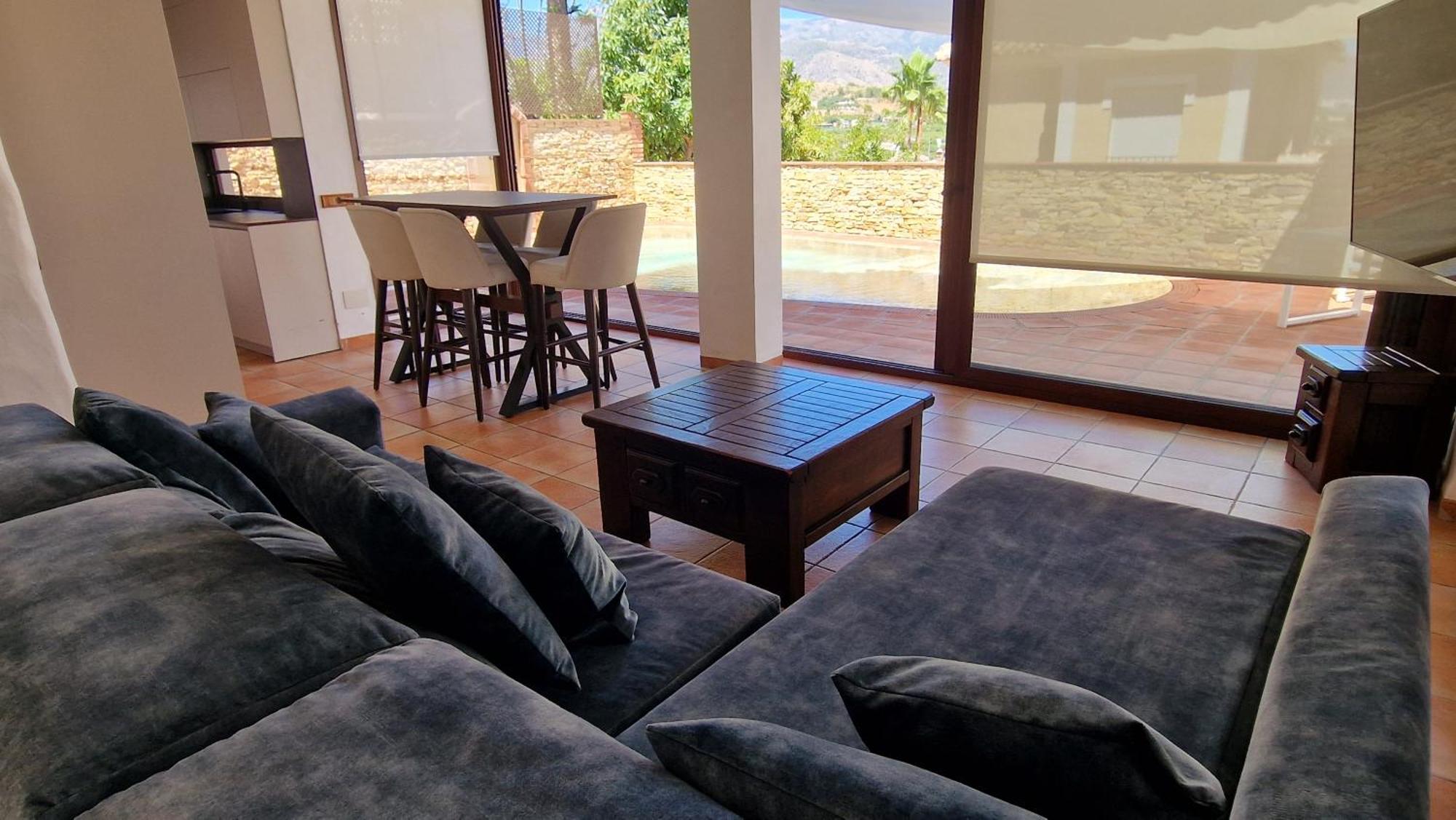 Villa Deluxe Nerja Silhouse Екстериор снимка